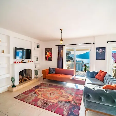Kumru Luxury Vacation Experience With A Sea View In Kalkan Villa